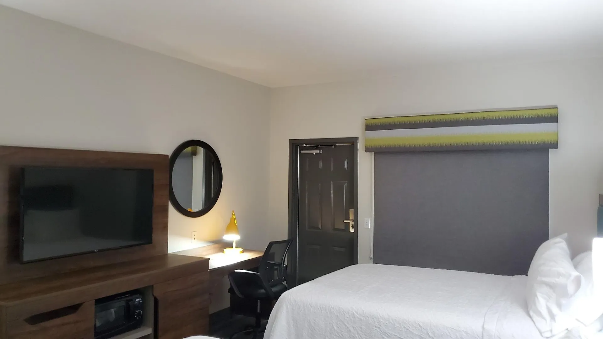 Hampton Inn & Suites Las Vegas-Henderson 3*,